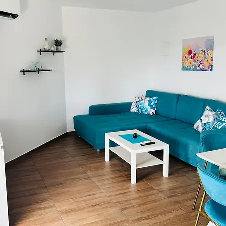 Summer Apartman *
